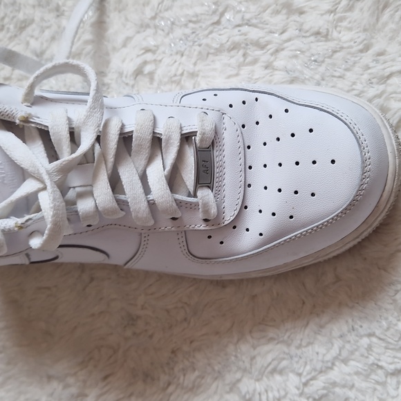 Nike Air Force 1 White Sneakers - Picture 3 of 9